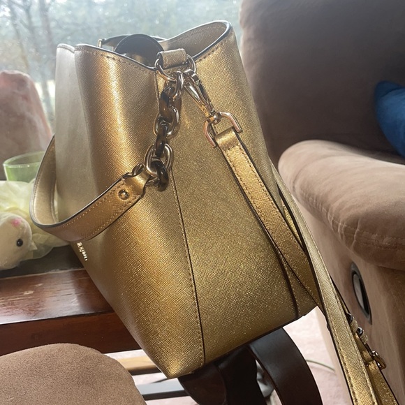 Michael Kors Purse - Picture 2 of 3